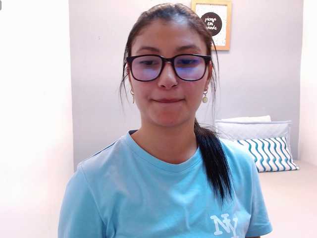 louisk2 live cam on BongaCams