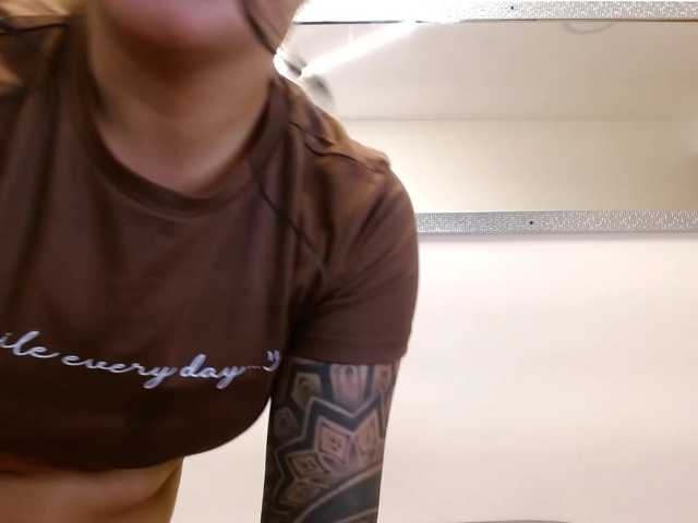 louisk2 live cam on BongaCams