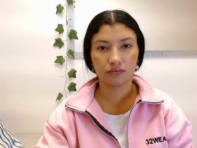 louisk2 live cam on BongaCams