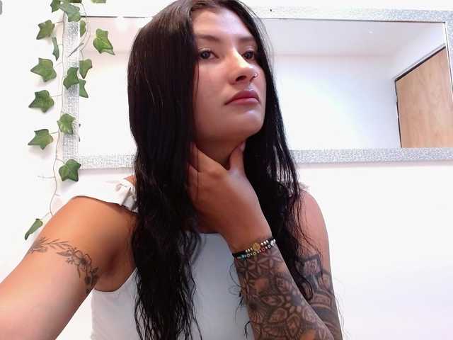 louisk2 live cam on BongaCams