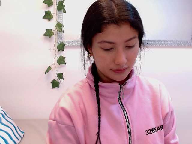 louisk2 live cam on BongaCams