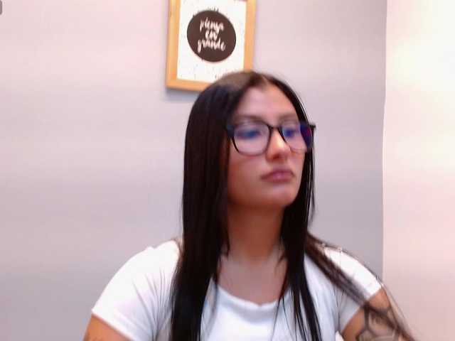 louisk2 live cam on BongaCams
