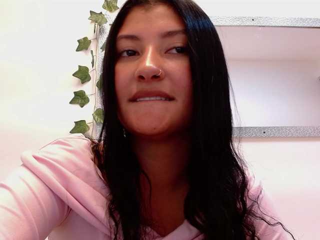 louisk2 live cam on BongaCams