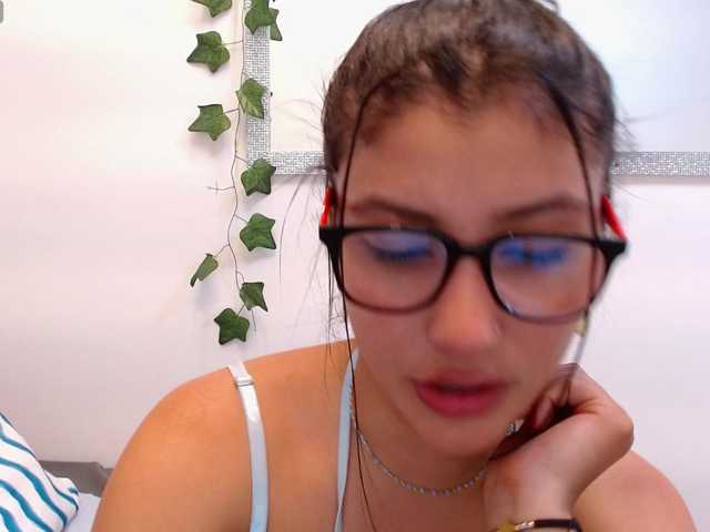 louisk2 live cam on BongaCams
