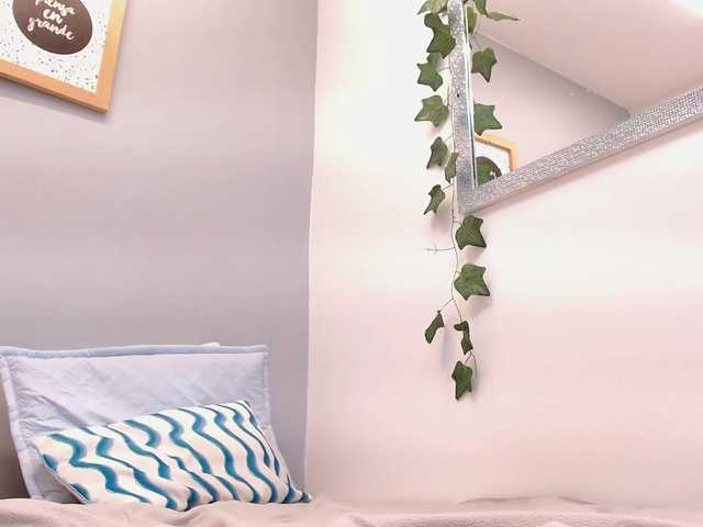 louisk2 live cam preview