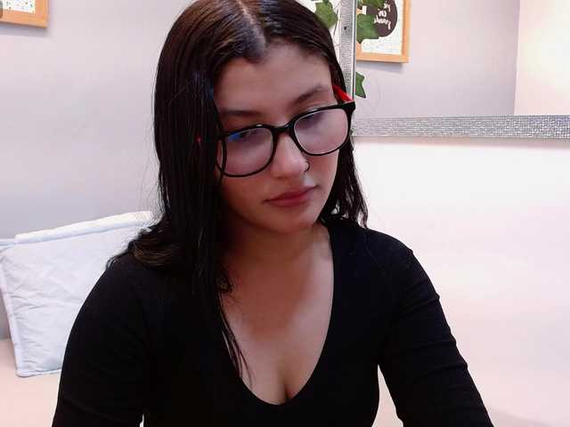 louisk2 live webcam show