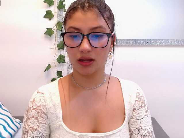 louisk2 live cam on BongaCams