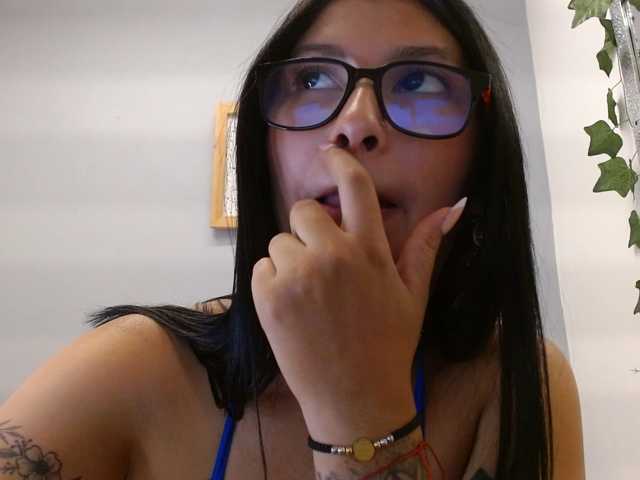 louisk2 live cam on BongaCams