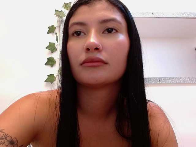 louisk2 live cam preview