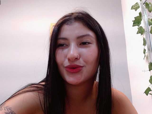 louisk2 live cam on BongaCams