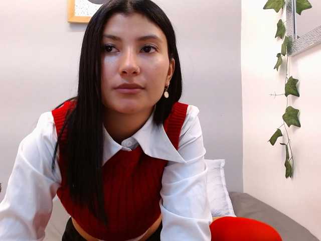 louisk2 live cam on BongaCams