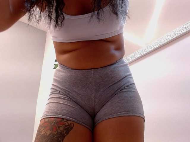 louisk2 live cam on BongaCams