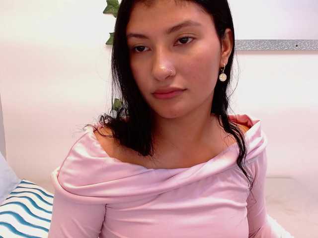 louisk2 live cam on BongaCams