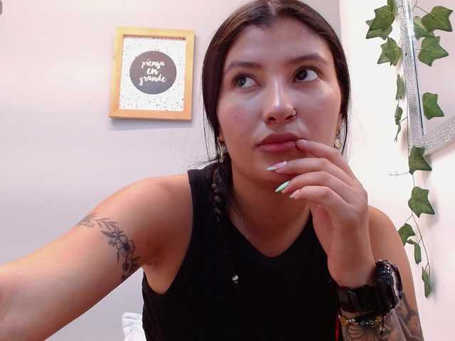 louisk2 live webcam show