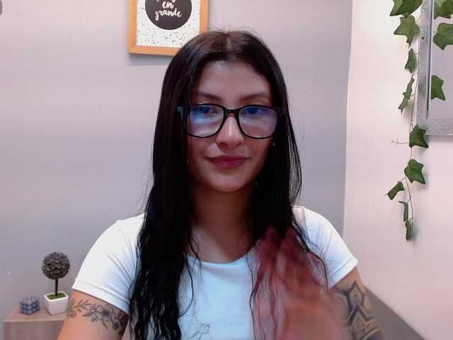 louisk2 live cam on BongaCams