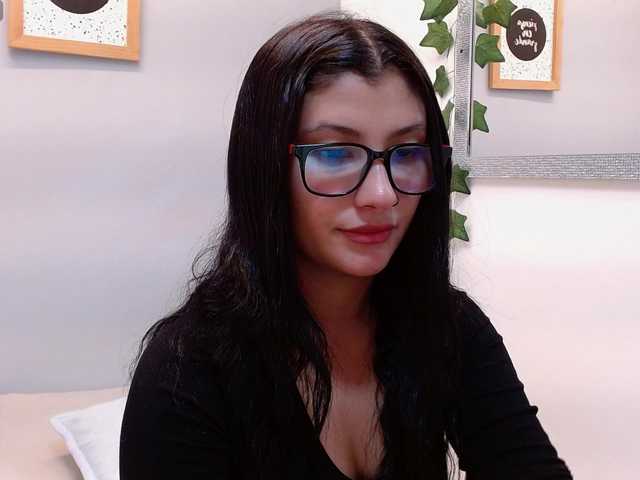 louisk2 live webcam show