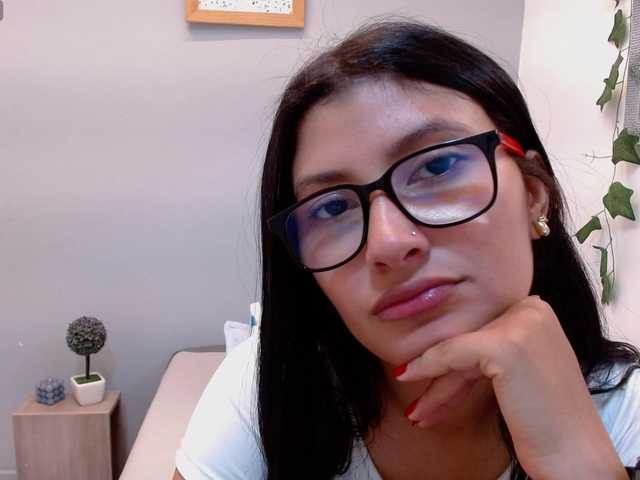 louisk2 live cam on BongaCams