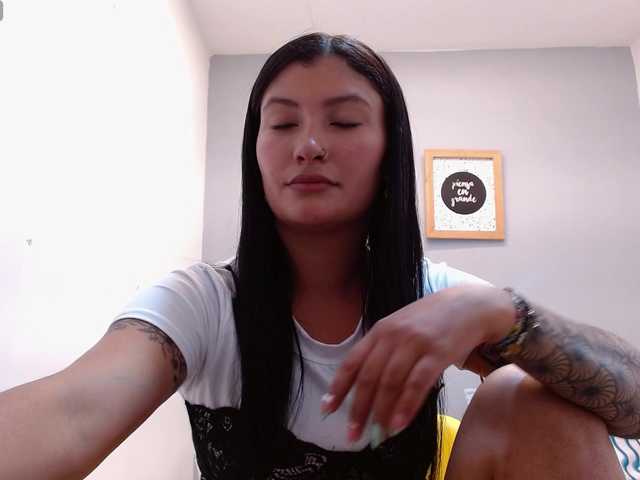 louisk2 live cam on BongaCams