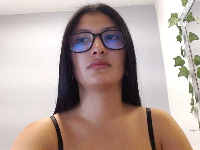 louisk2 live cam on BongaCams