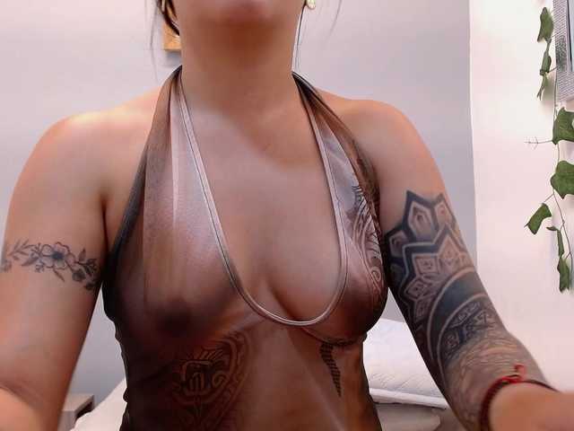 louisk2 live cam on BongaCams