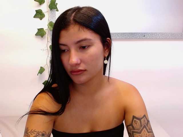 louisk2 live cam on BongaCams