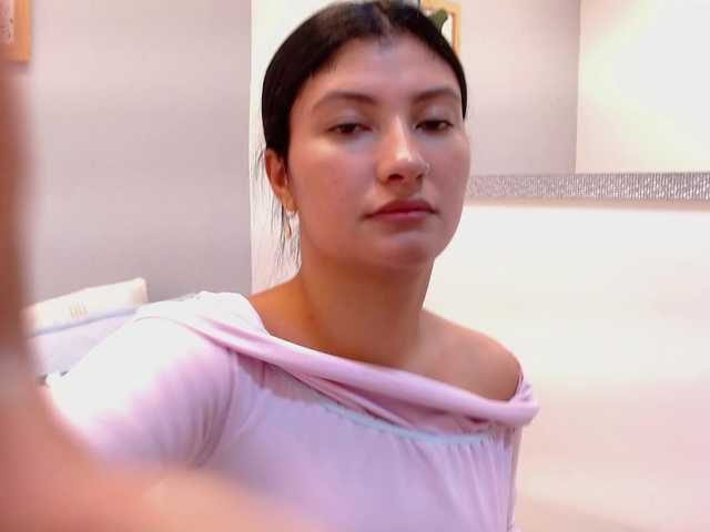 louisk2 live cam preview