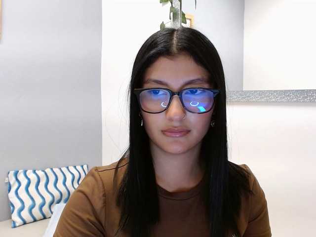 louisk2 live cam on BongaCams