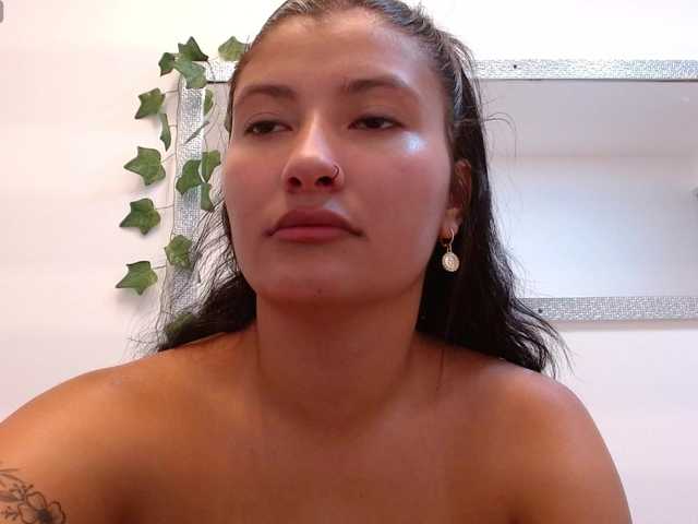 louisk2 live cam on BongaCams