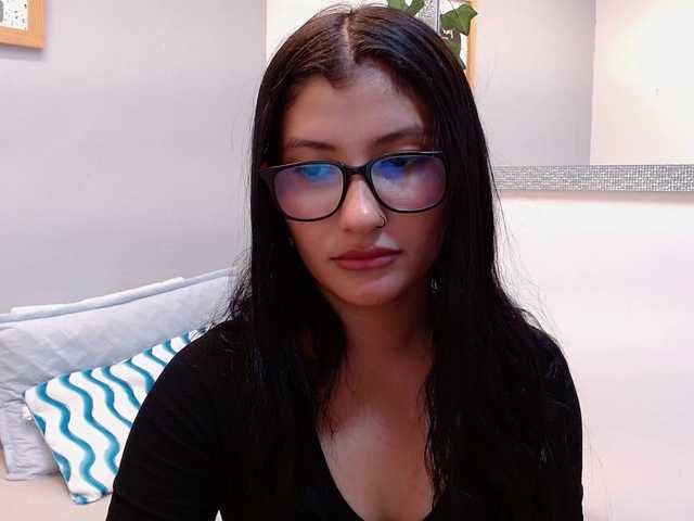 louisk2 live webcam show