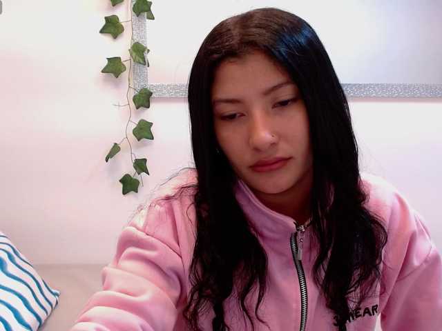 louisk2 live cam on BongaCams