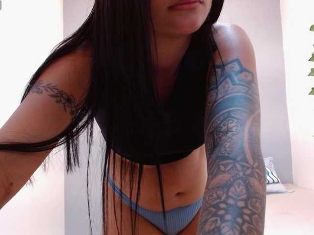 louisk2 live cam on UnifiedCams