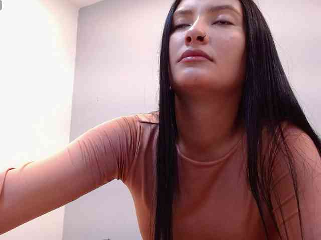 louisk2 Live Webcam on BongaCams