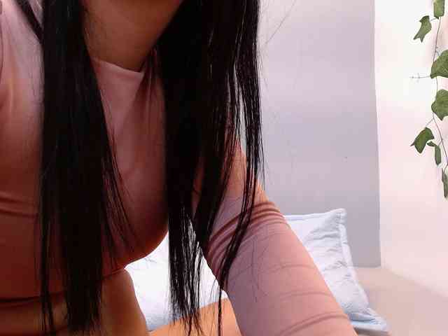 louisk2 Live Webcam on BongaCams