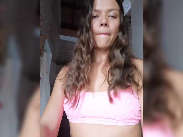 Malisha8's BongaCams show and profile