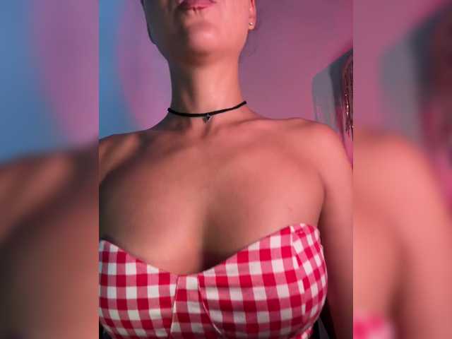 Malisha8 live cam preview