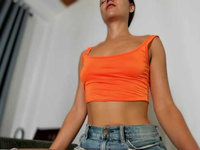 Malisha8 live cam on BongaCams
