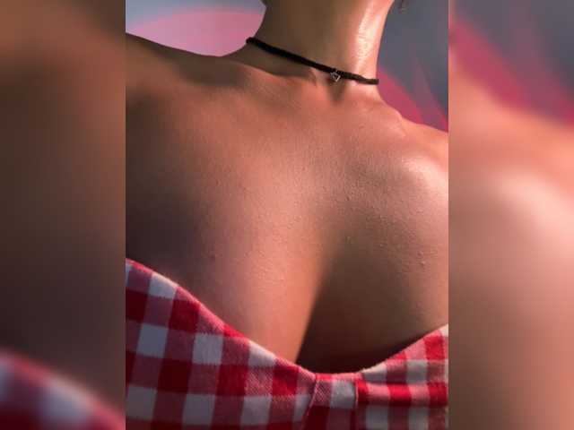 Malisha8, en vivo ahora en BongaCams