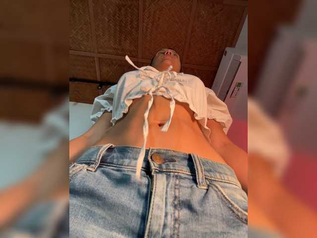 Malisha8 live cam on BongaCams