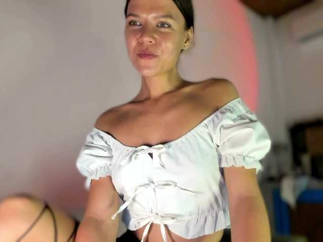 Malisha8 live cam on BongaCams