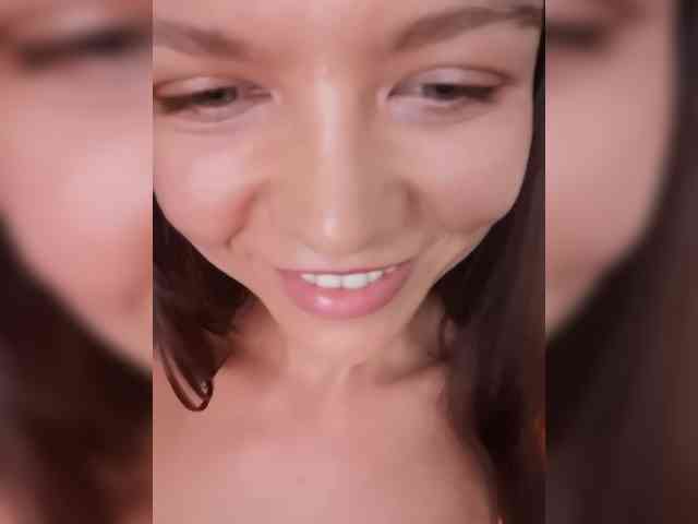 Malisha8's cam show statistics and live stream