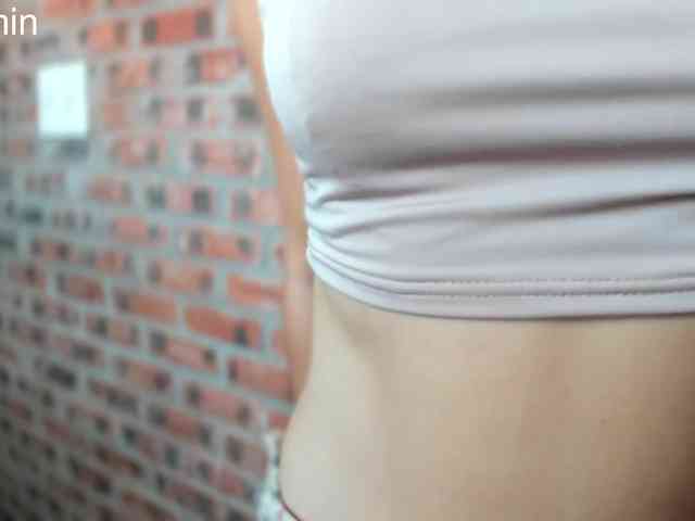 Model: Malisha8