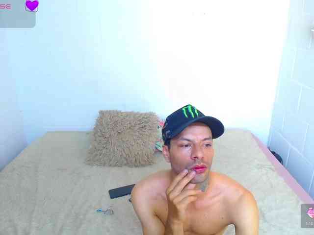 Model: SexyKataShow