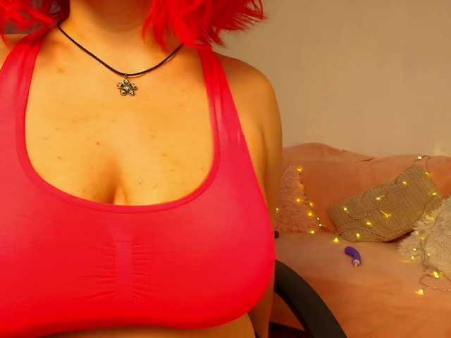 Ksushka22 live cam on BongaCams