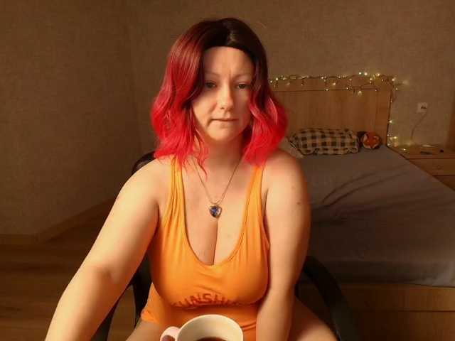 Ksushka22 live cam on BongaCams