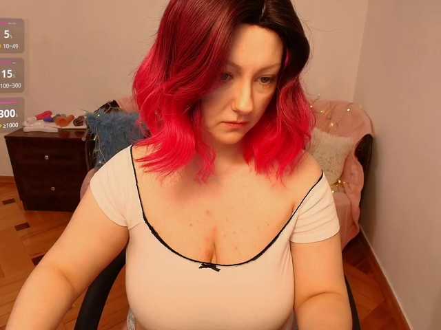 Ksushka22 live cam on BongaCams