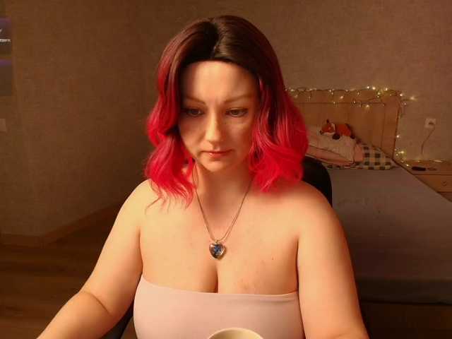 Ksushka22 live cam preview