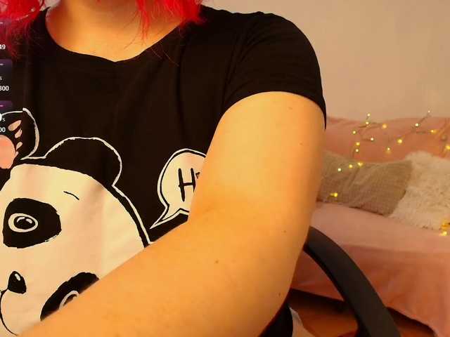 Ksushka22 live cam on BongaCams