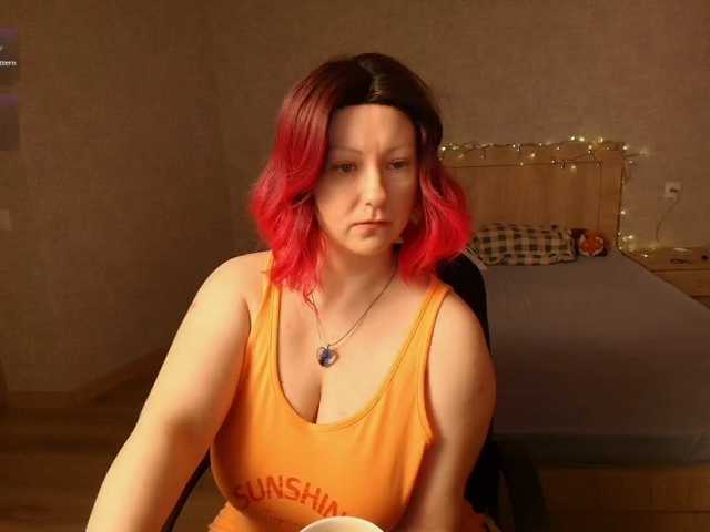 Ksushka22 live cam on BongaCams