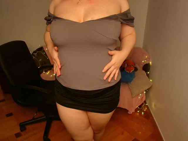 Ksushka22 webcam