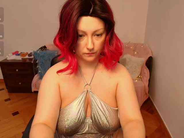 Ksushka22 webcam